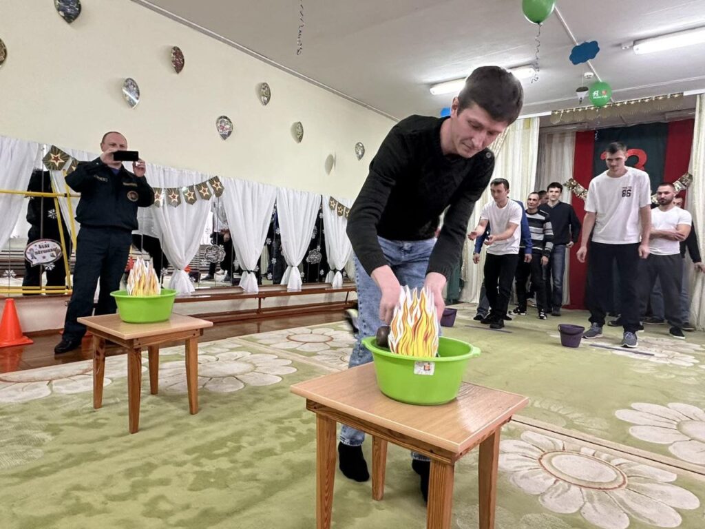 МЧС ИНФОРМИРУЕТ