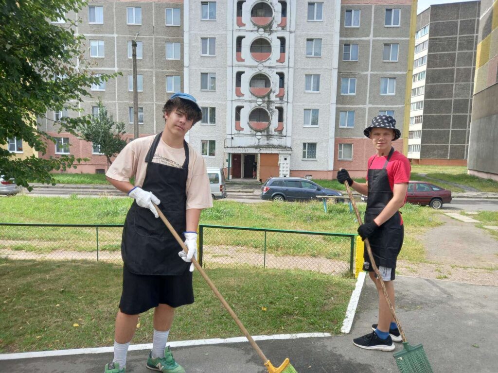 Первый рабочий день в лагере труда и отдыха «Комета»
