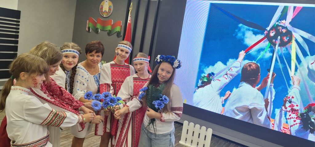 Дзень вышыванкі