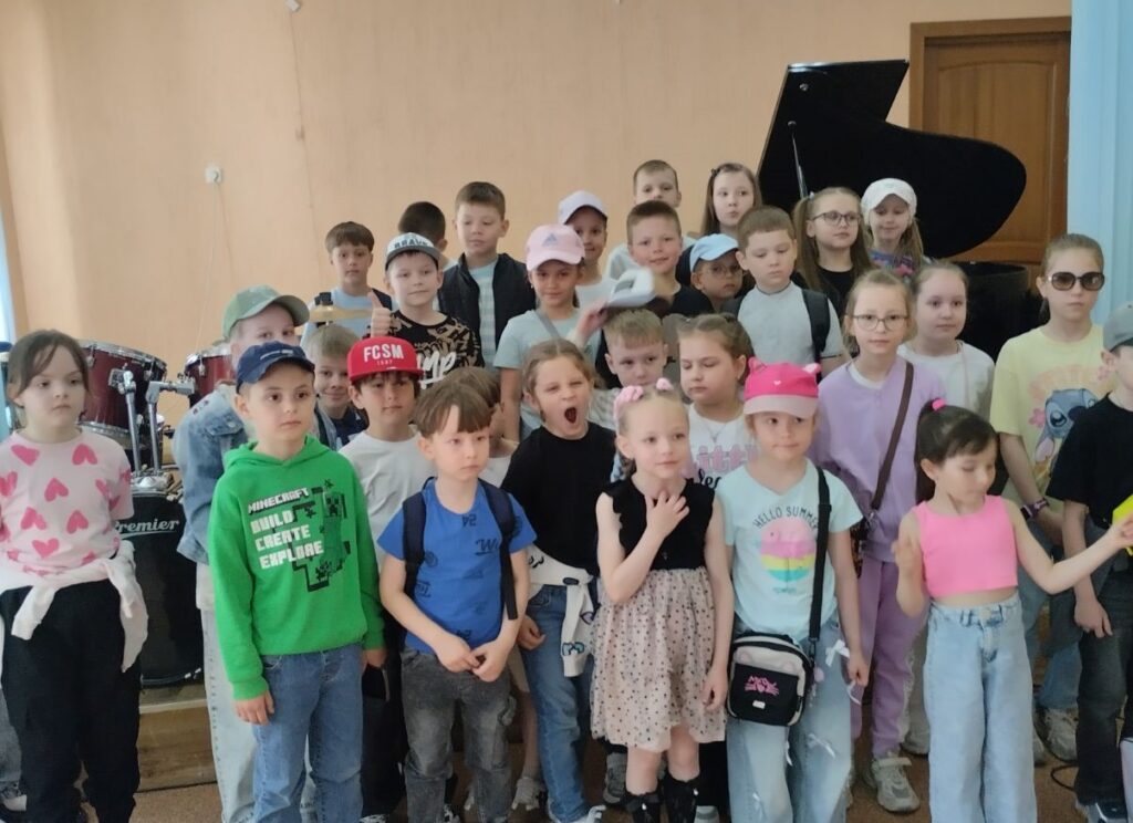 Шестой школьный день